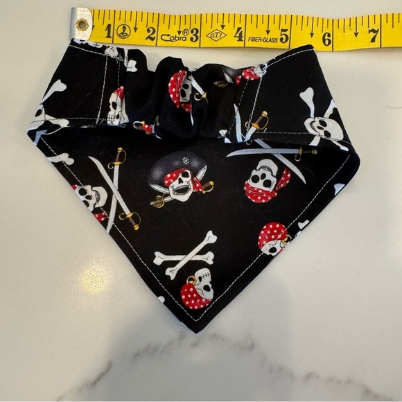 Handmade Black Skull and Crossbones Dog Bandana - Picture 4 of 4